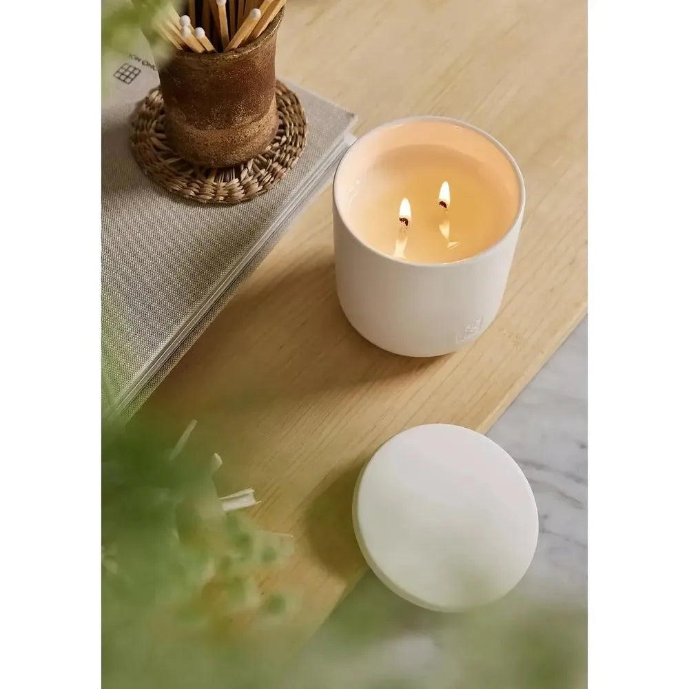 Circa Cotton Flower & Freesia 300g Candle-Candles2go
