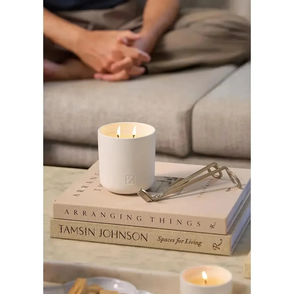 Circa Jasmine & Magnolia 300g Candle-Candles2go