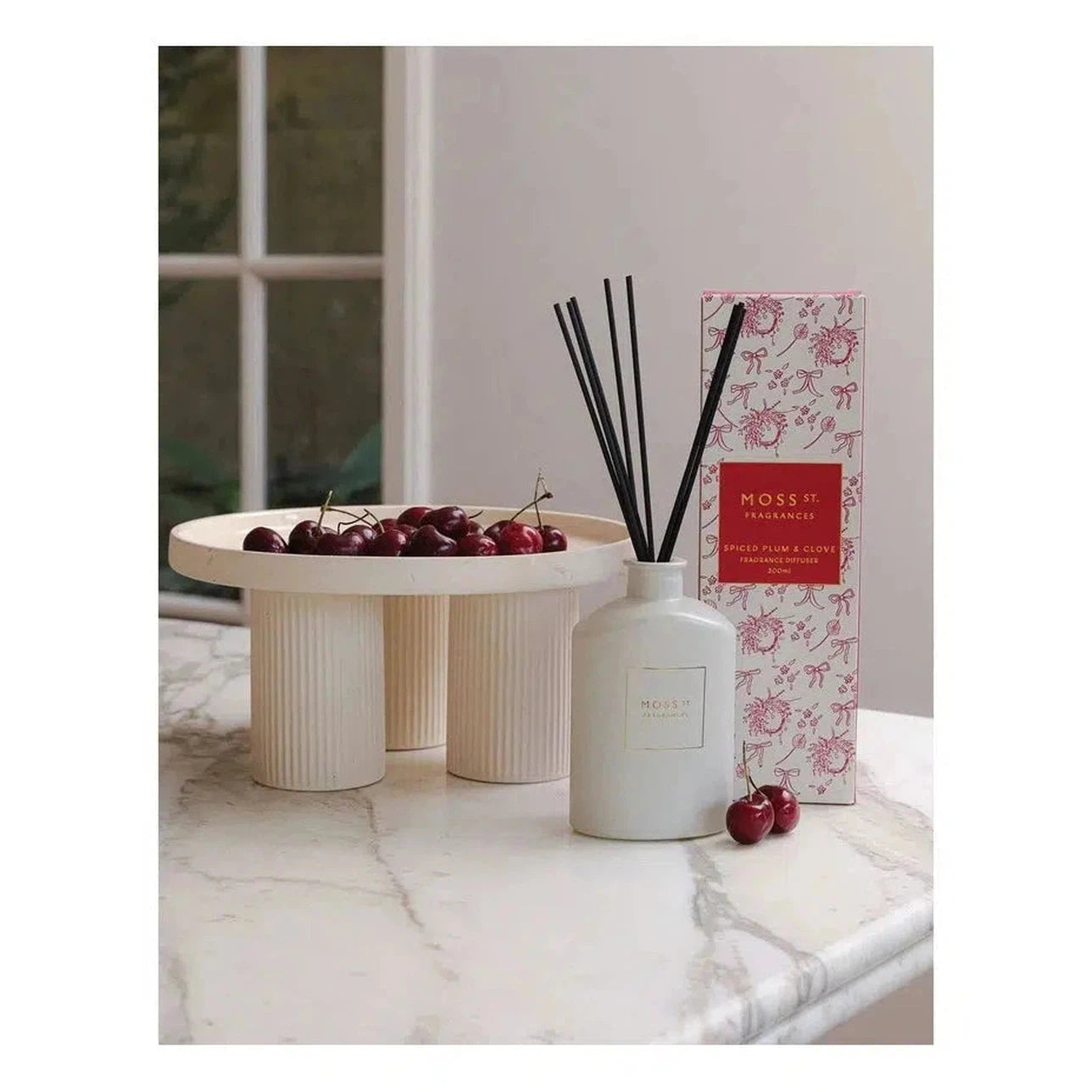 Moss St Fragrances Spiced Plum & Clive 300ml Diffuser Limited Edition Christmas-Candles2go